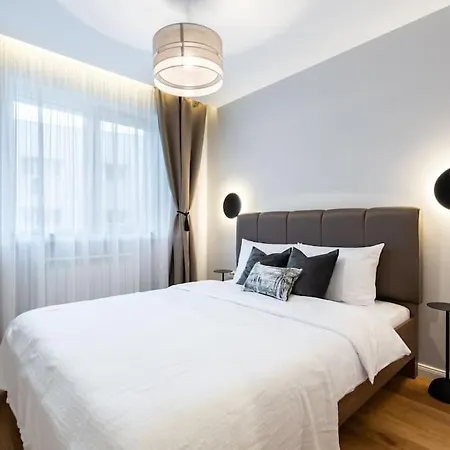 Apartment Charming 1br - Rosetti - Close To Everything *