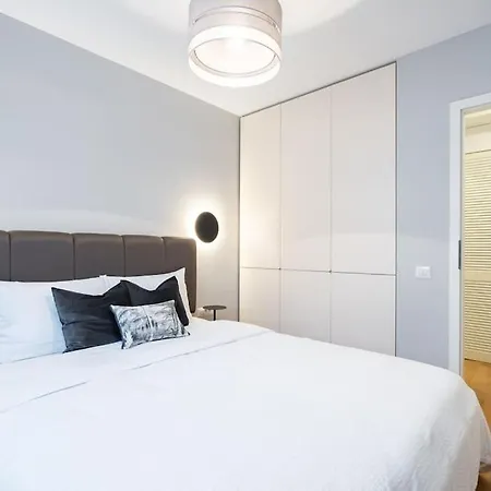 Apartment Charming 1br - Rosetti - Close To Everything *